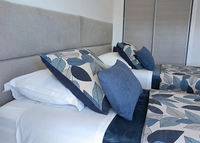 LE CHESTER Appartement 3 pièces Cannes proche Croisette bord de mer